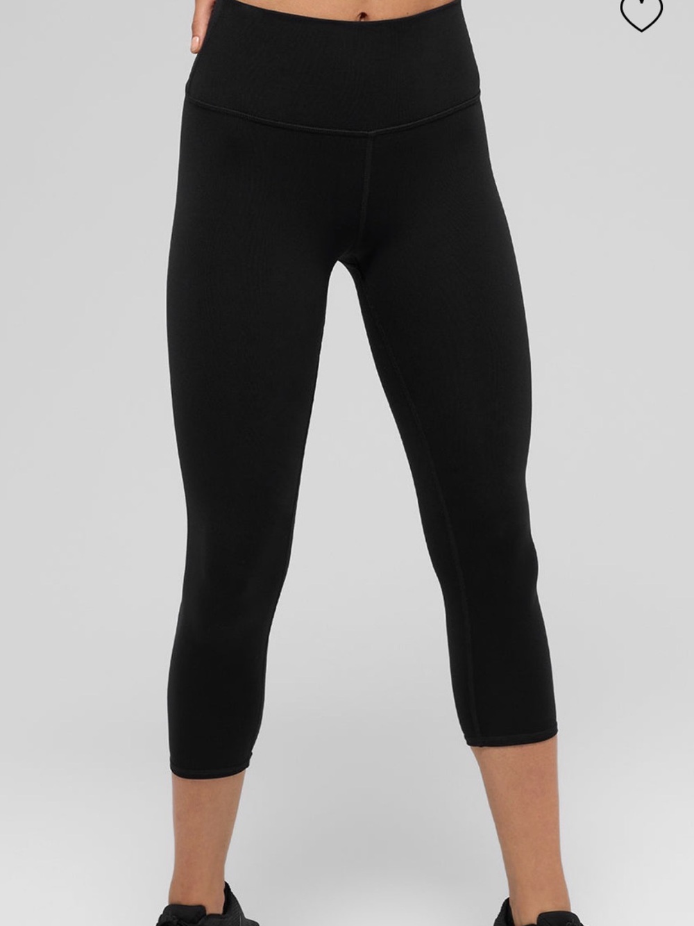 ALO High-Waist Black Capri Leggings